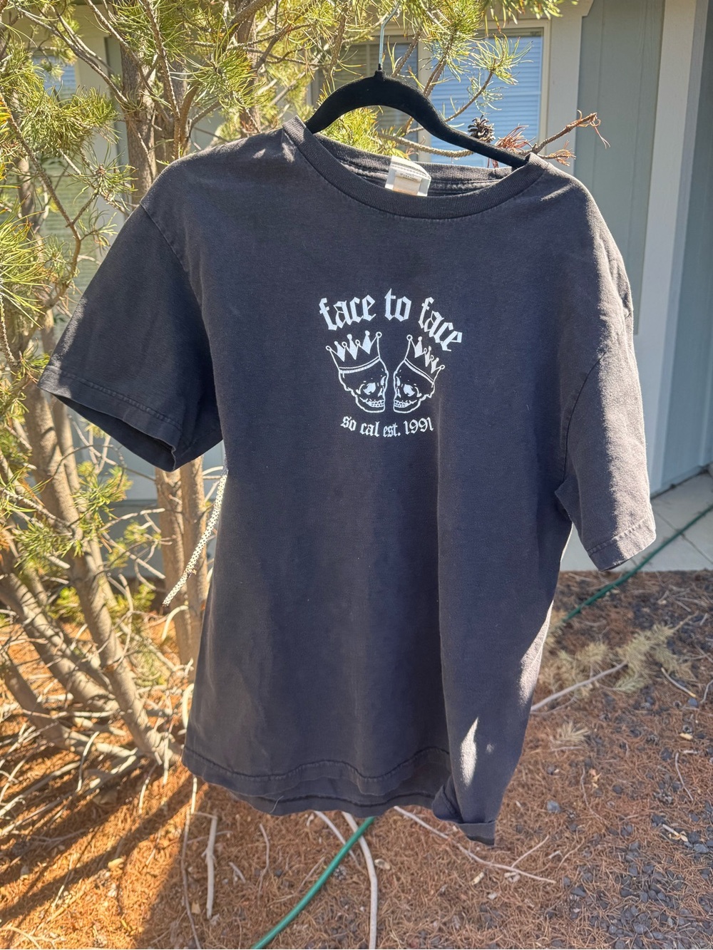 Vintage face to face tee shirt